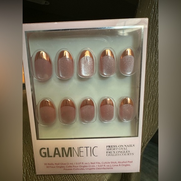 Glamnetic Caramel Apple - Picture 2 of 3